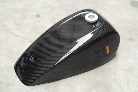 BOTT XR1 carbon fiber fueltank