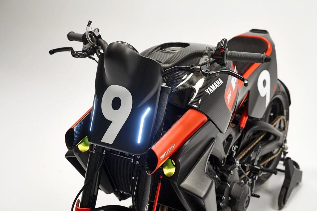 Bott XR9 Carbona kit for Yamaha XSR900 and MT09