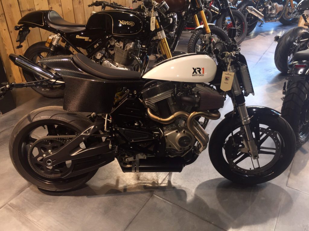 BOTT XR1 expuesta en Paradise Moto, Paris.